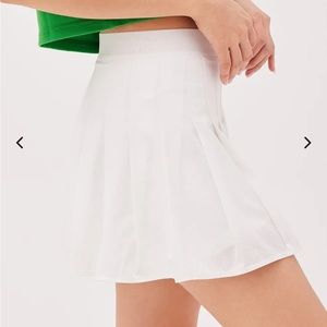 Outdoor Voices Size Small White Skirt